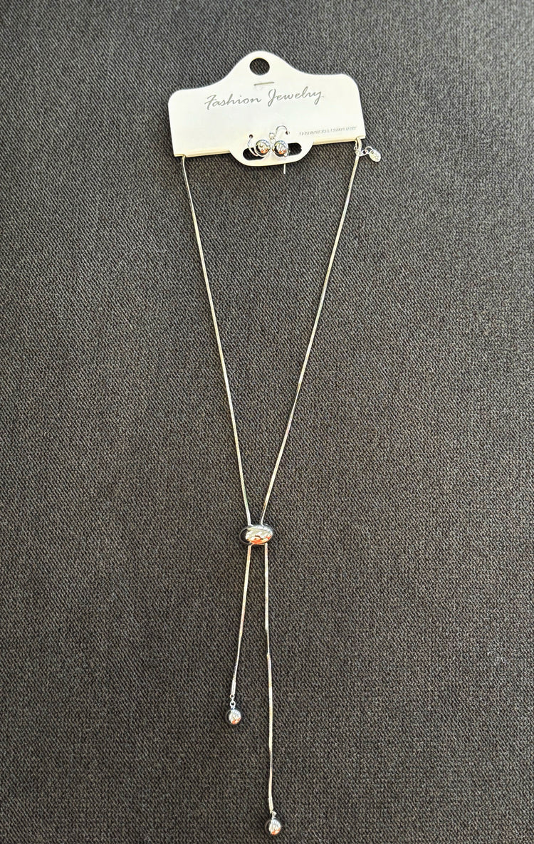 Lizzy Necklace