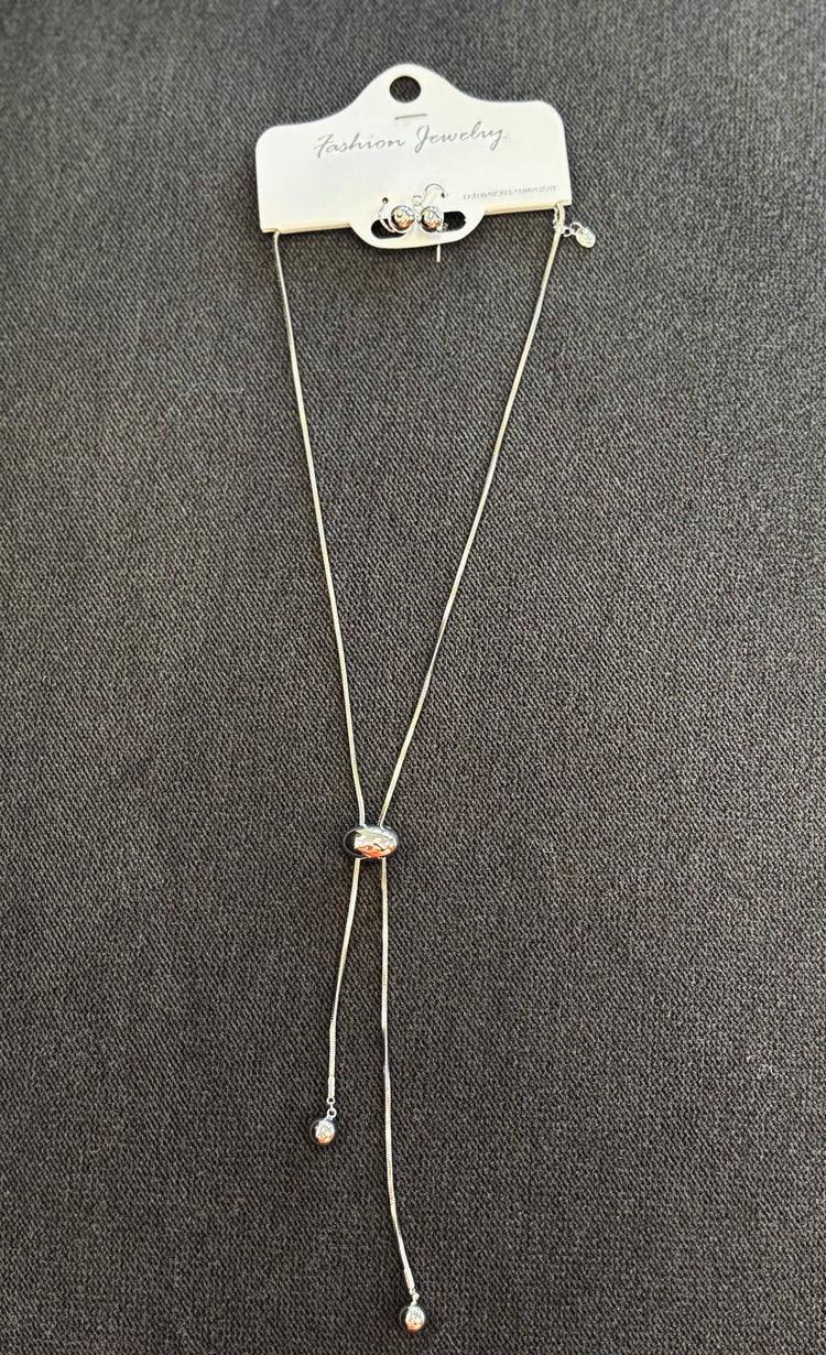 Lizzy Necklace