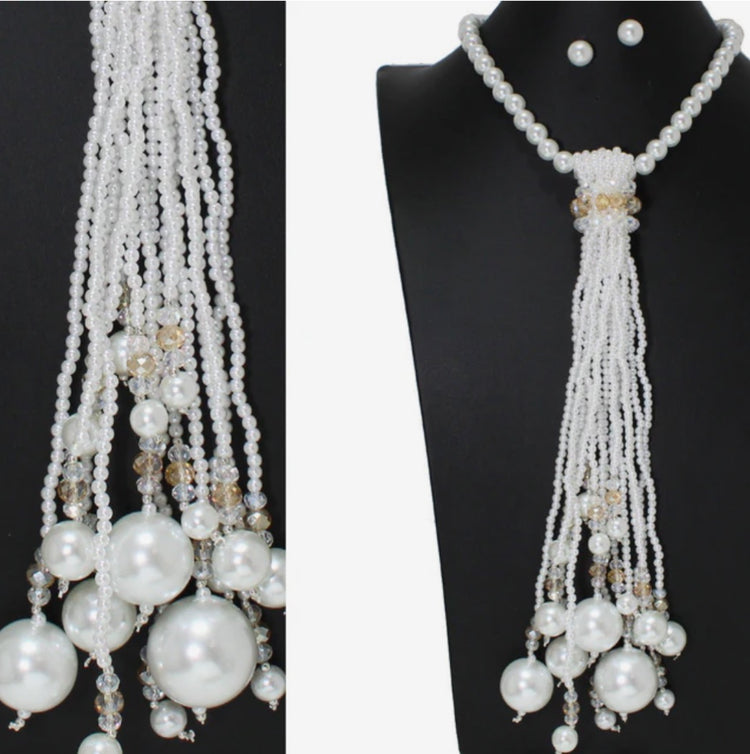Pearl Beaded Necklace