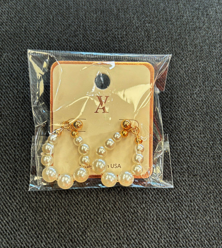 Earrings Pearl Design